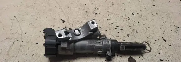Seat Ibiza IV (6J,6P) Ignition lock 6R0905851D