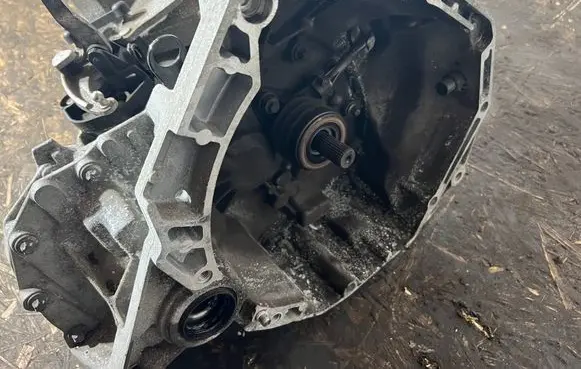 Smart ForFour II W453 Manual 5 speed gearbox JE3001