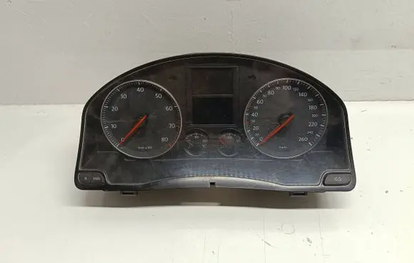 Volkswagen Golf V Speedometer (instrument cluster) 1K0920862J VWZ7Z0E3175644 V0004000