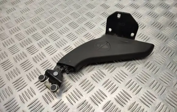 Mercedes-Benz Vito Viano W447 Sliding door lower roller guide/hinge A4477600747
