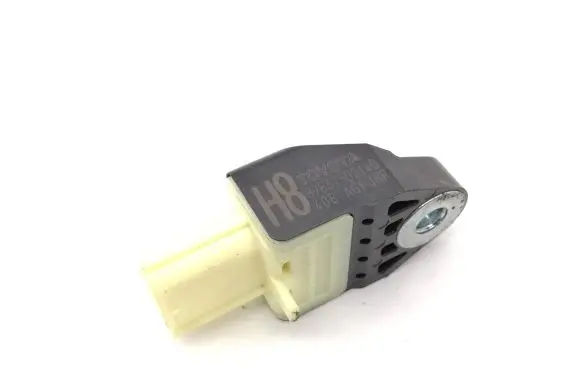 Toyota Auris E180 Airbag deployment crash/impact sensor 8983102140