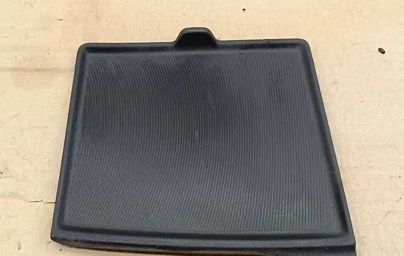 Chrysler Pacifica Panel drawer/shelf pad 3976508 61868AH 5103518