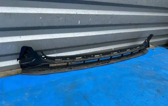 Audi A6 S6 C8 4K Front bumper lower grill 4K0807683
