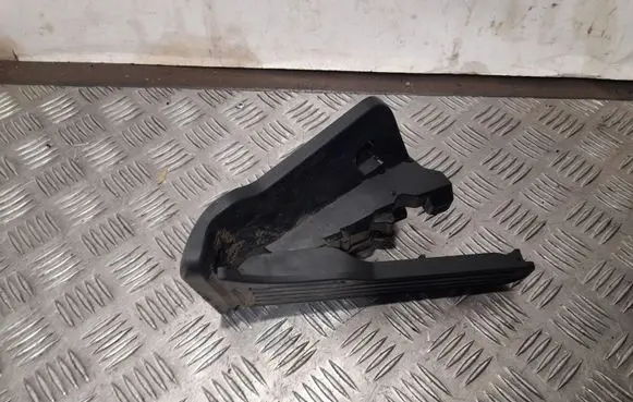 Chevrolet Camaro Accelerator throttle pedal 23390863