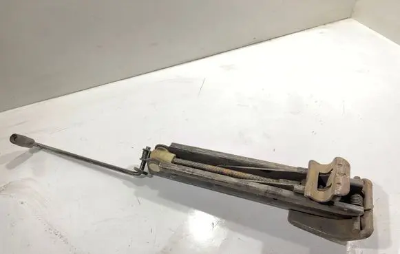 BMW X5 E53 Lift Jack 
