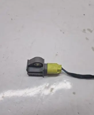 Mercedes-Benz C W204 Airbag deployment crash/impact sensor A2048201985 04896011AB