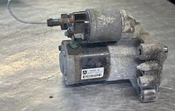 Peugeot 208 Starter motor 764559480