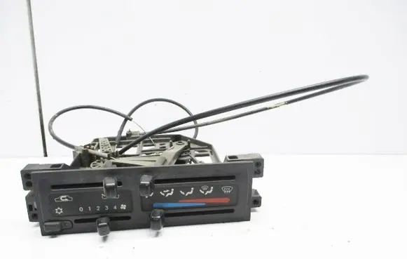 Nissan Serena Climate control unit