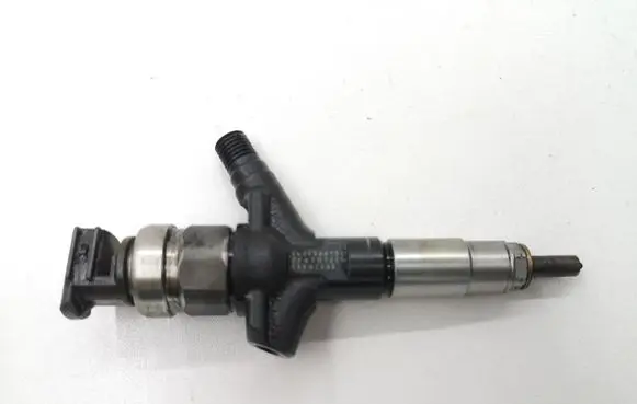 Subaru Forester SH Fuel injector 16613AA020 09K02683