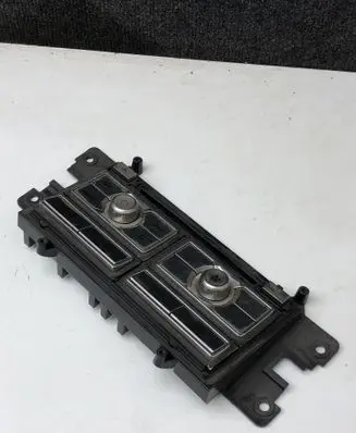 Jaguar XF Interior fan control switch 8X2318C858BE