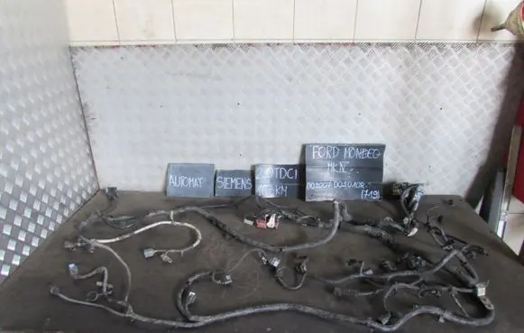 Ford Mondeo MK IV Engine installation wiring loom 12A690