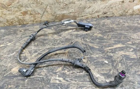 Citroen DS7 Crossback Front ABS sensor wiring 9825606580