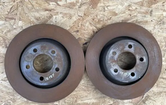 Ford Mustang VI Front brake disc CR3C1125FB