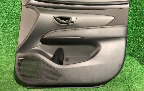 Hyundai Tucson IV NX4 Front door card panel trim 82386N7010