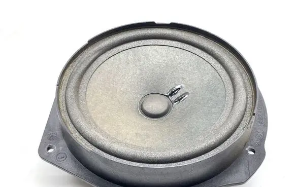 Mercedes-Benz E W212 Front door speaker A0110701
