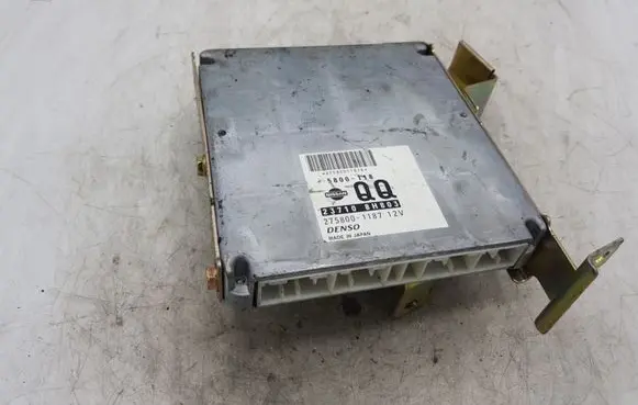 Nissan X-Trail T30 Engine control unit/module 5800118 237108H803 2758001187