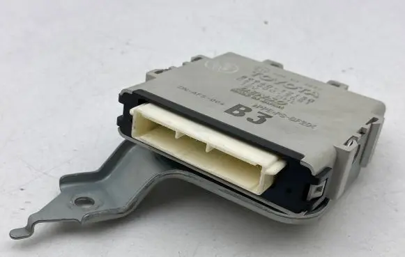 Toyota Auris E180 Other control units/modules 8994012130 0319003581