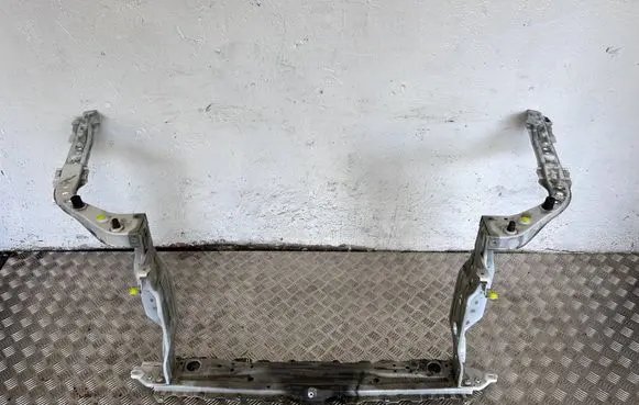 Toyota Mirai II Radiator mount bracket 