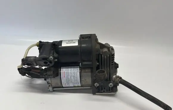 Mercedes-Benz ML W164 Air suspension compressor/pump A1643201204 A1643200004