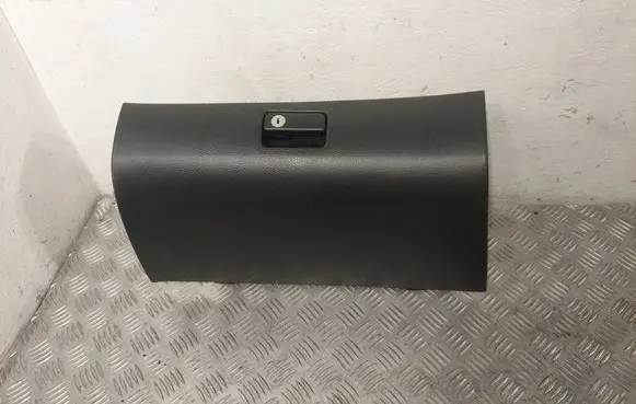 Toyota Avensis T250 Glove box 5555005070B0