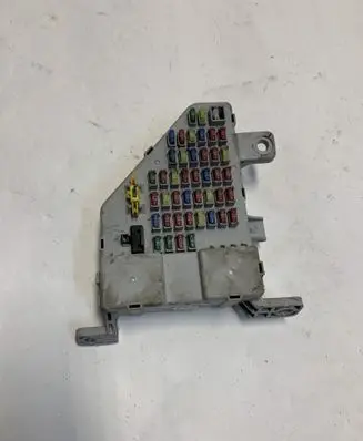 Hyundai Tucson JM Fuse module 911102E501 AK3659