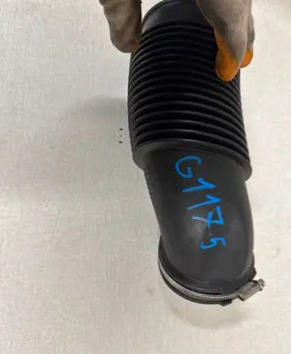 Volvo XC40 Air intake hose/pipe 8888824042