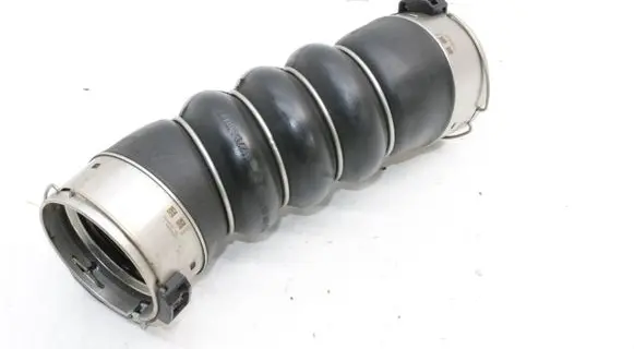 BMW 6 G32 Gran Turismo Intercooler hose/pipe 8571024