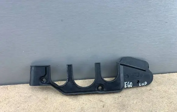 BMW 5 E60 E61 Other engine bay part 7520907 12907520907