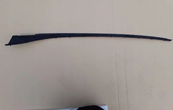 Ford Grand C-MAX Windshield trim 1689675