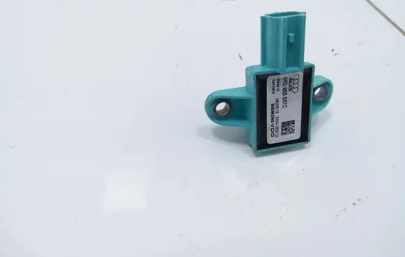 Audi A4 S4 B8 8K Airbag deployment crash/impact sensor 8K0955557C