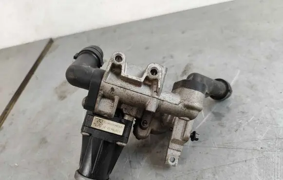 Jaguar XE EGR valve JDE40036 AJ813335 JDE39029