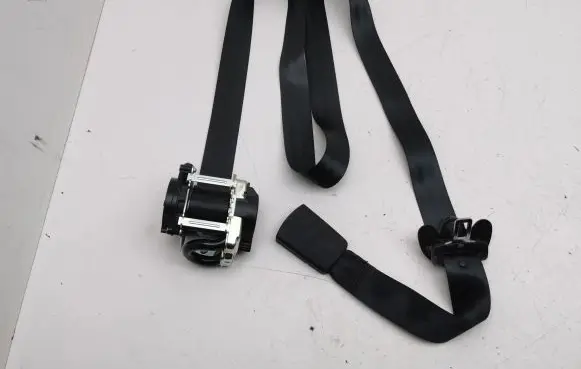 Citroen C4 III e-C4 Front seatbelt 98303735XX