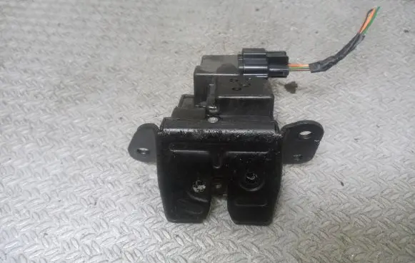 KIA Venga Tailgate/trunk/boot lock/catch/latch