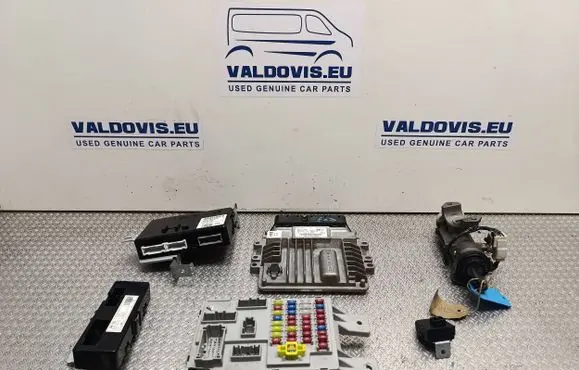 Hyundai H-1, Starex, Satellite Engine ECU kit and lock set 284575145010008 28457514 391014A132