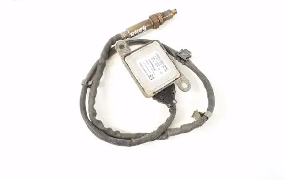 Mercedes-Benz B W246 W242 Lambda probe sensor A0009052909