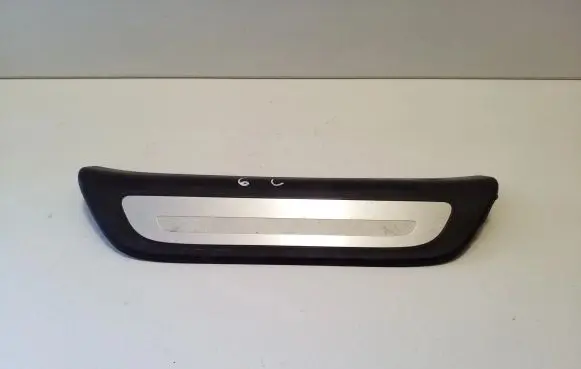 Audi Q3 8U Side skirt rear trim 8U0853375A