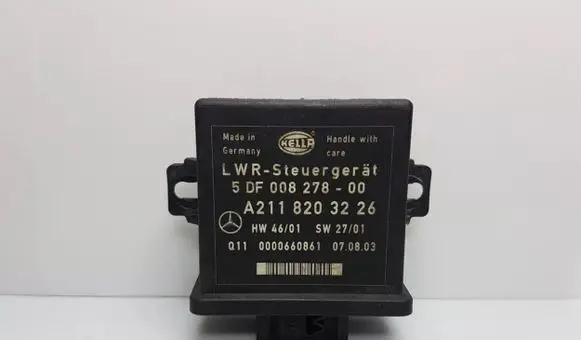 Mercedes-Benz E W211 Light module LCM A2118203226