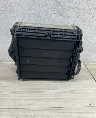 Audi Q7 4M Intercooler radiator