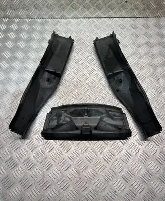 Other engine bay part