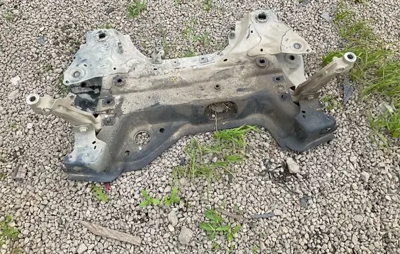 Peugeot Partner III Front subframe