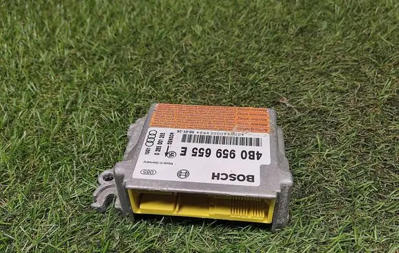 Audi A6 S6 C5 4B Airbag control unit/module 4B0959655E 0285001268