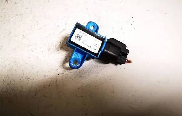 Volvo XC70 Airbag deployment crash/impact sensor 30724046