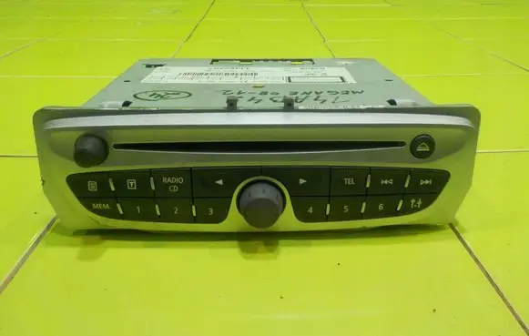Renault Megane III Radio/CD/DVD/GPS head unit 7649167391