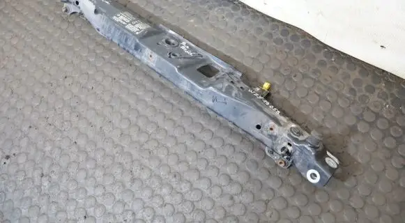 Opel Meriva B Front bumper support beam