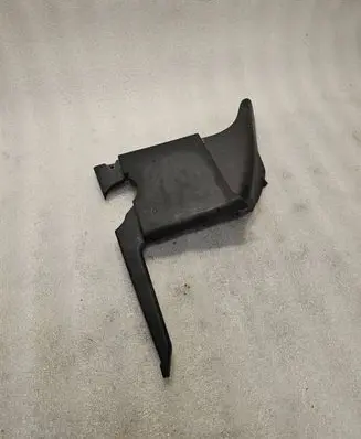 Audi A8 S8 D2 4D Other engine bay part 4D0806584E