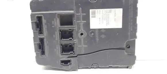 Renault Megane II Comfort/convenience module 8200525383
