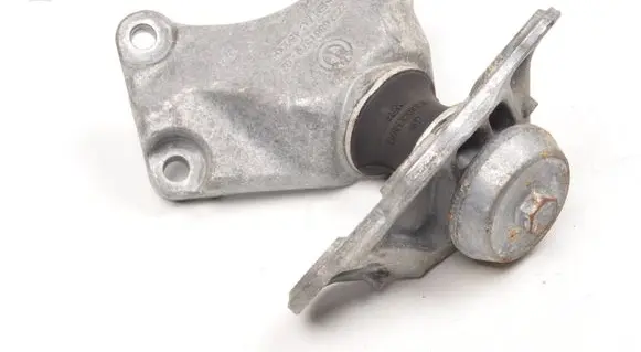 BMW 7 G11 G12 Gearbox mounting bracket 6861570