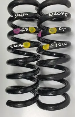 Mercedes-Benz E C207 W207 Rear coil spring