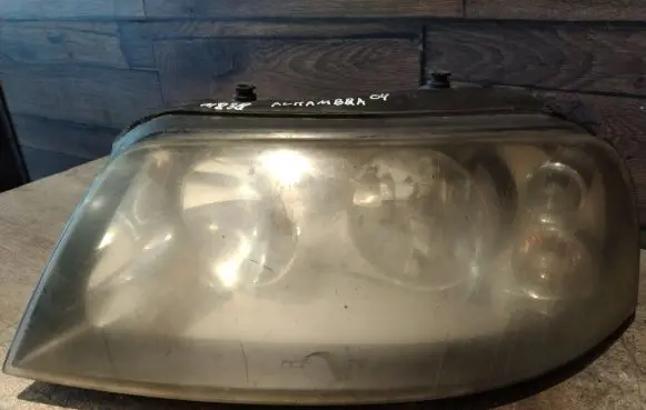 Seat Alhambra (Mk1) Headlight/headlamp 7M7941015L 0301182211