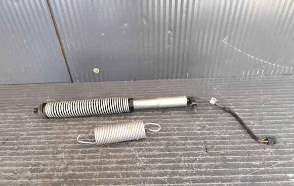 Jaguar XE Tailgate/trunk strut/damper GX7370354AC